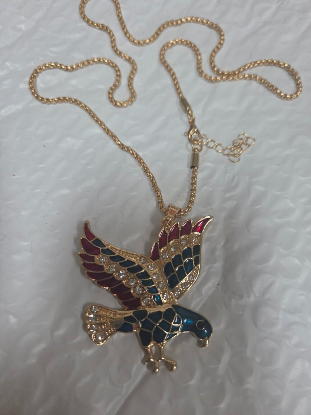Australian crystal USA flag design eagle pendant necklace 24-26 inch goldtone